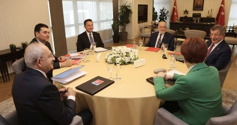 CHP nin sayəsində 10 deputat yeri qazanan Davudoğlu: Onlar iqtidara gəlsəydi...