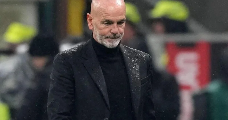 Fiorentina Stefano Pioli ilə yolları ayırıb