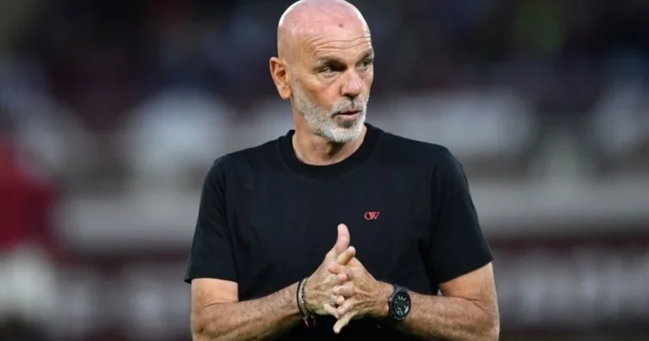 Кризис фиалок : Стефано Пиоли покинул тренерский мостик Фиорентины