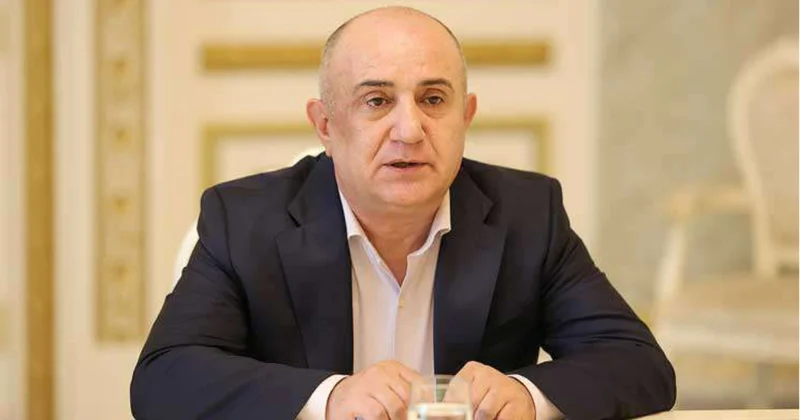 Babayan: “Ermənistan böyük müharibəyə sürüklənir”