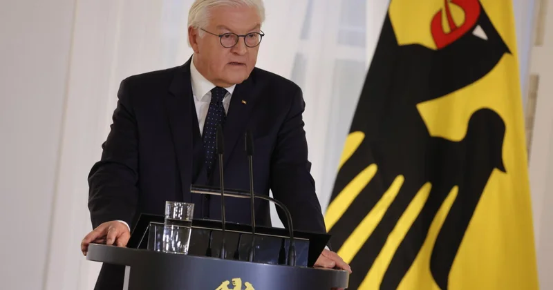 Президент ФРГ выступил против депортации сирийских беженцев