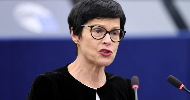 Еврокомиссия надеется начать переговоры о приеме Украины в ЕС до конца года