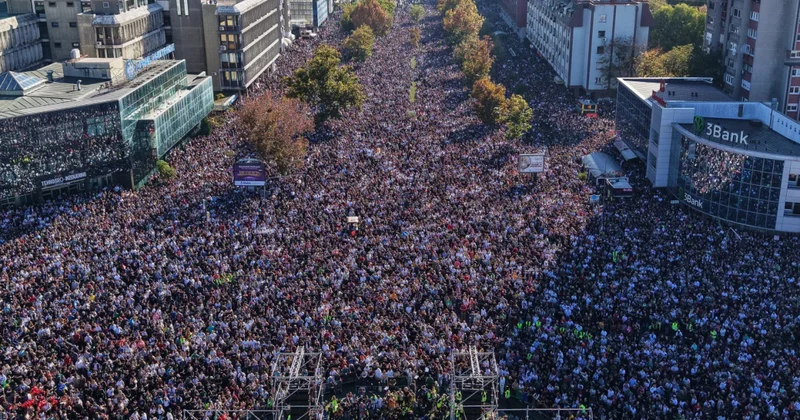 Митинг против правительства, митинг против банд объектив