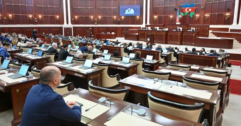 Onlar 30 ildir millət vəkilidir FOTO