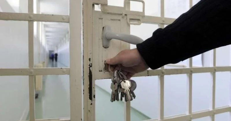 Kimlər ömürlük həbs oluna bilməz?