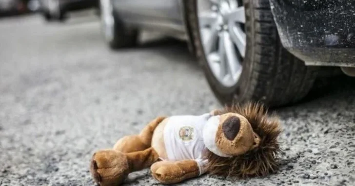 В Баку автомобиль насмерть сбил 13 летнюю девочку