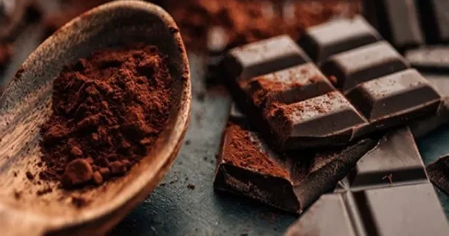 Axşam tünd şokolad yeməyin Həkim səbəbini AÇIQLADI