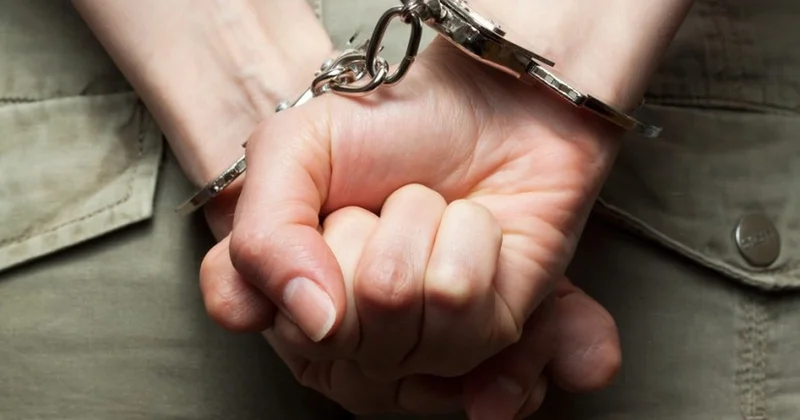 Bakıda qadın saxlanıldı: Əlillik vədi verib