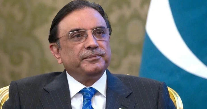 Президент Пакистана поздравил Ильхама Алиева