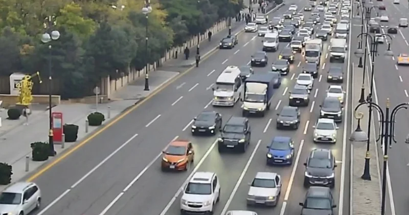 Bakıda tıxac: paytaxtın əsas prospekt və küçələrində sıxlıq yaranıb