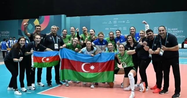Voleybol millimiz İslamiadaya qələbə ilə başladı