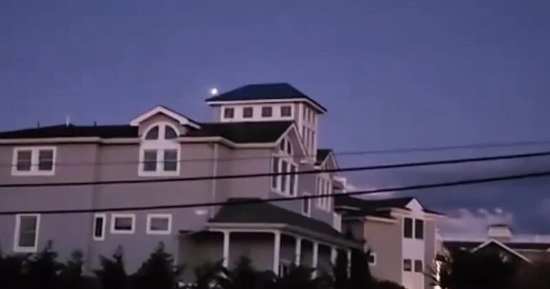 В США заметили НЛО ВИДЕО