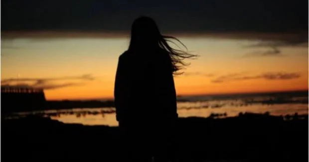 Yeniyetmə ana sevgilisinə qoşulub KONKRET