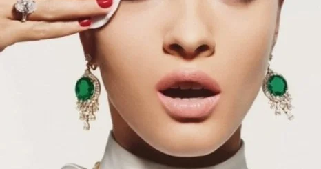 Makyajın istifadəsi və dəridə yaratdığı dəyişikliklər NƏDİR? ARAŞDIRMA