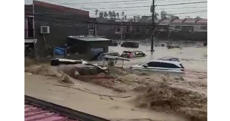 Тайфун Тино привёл к наводнению на Филиппинах ВИДЕО