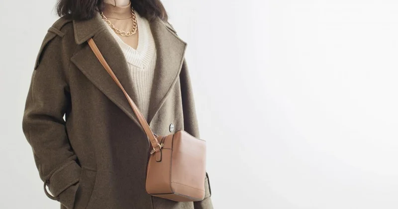 Hansı rəng paltarın qadını daha gənc göstərir? 6 uğurlu çalar