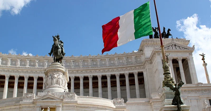 İtaliyada matəm elan edildi, bayraqlar endiriləcək