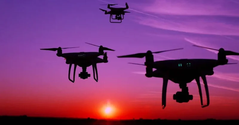 Polşa özünün “dron divarı”nı yaratmaq istəyir