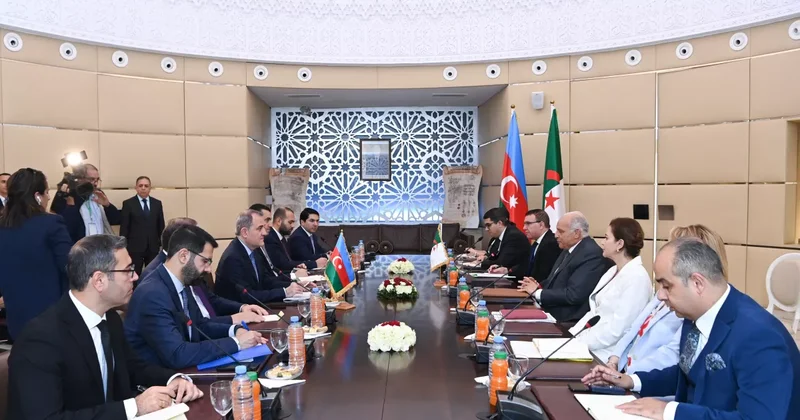 Байрамов и Аттаф обсудили сотрудничество между Азербайджаном и Алжиром