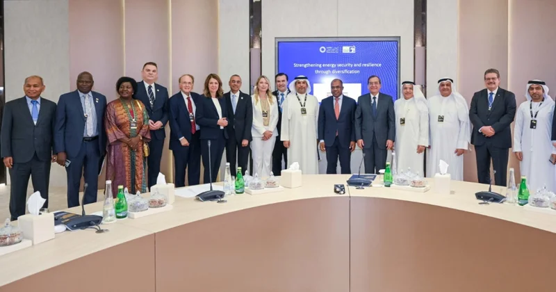 Azərbaycan ADIPEC 2025 tədbirində təmsil olunub