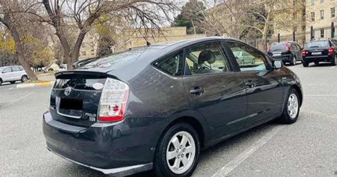 Prius sürücüsü ad gününə gedən qadını qarət etdi Abşerondakı cinayətin TƏFƏRRÜATI