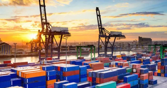 Rusiya Çin ticarətində milli valyutaların payı 99 faizi KEÇDİ