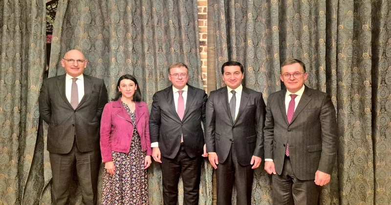 Азербайджан и Франция обсудили региональные вопросы на высоком уровне