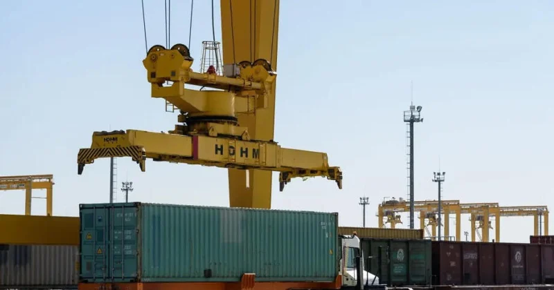 Казахстан сократил время таможенного оформления грузов