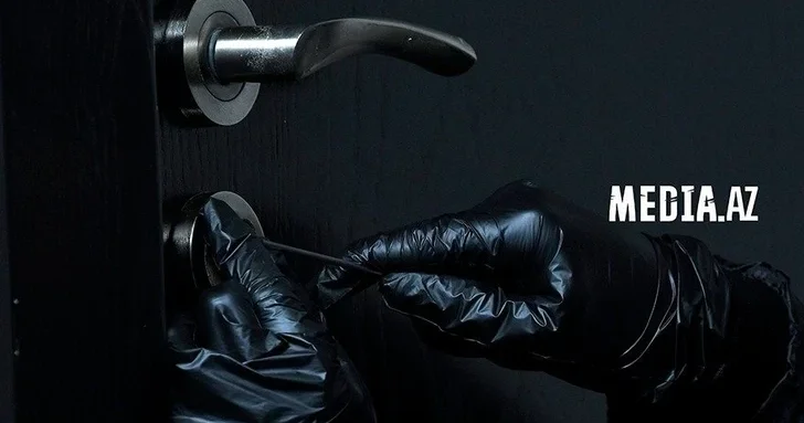 В одном из районов Баку совершена кража на 10 000 манатов: подозреваемые задержаны