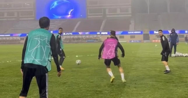 “Tofiq Bəhramov”da güclü yağış altında məşq Video