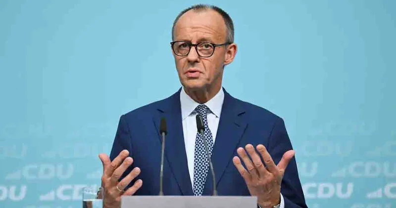 Almaniya kansleri Suriyadan gələn qaçqınların Almaniyanı tərk etməli olduqlarını bildirdi