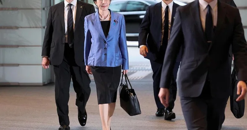 Baş nazirin çantası ölkə gündəmini SİLKƏLƏDİ KONKRET