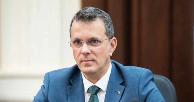 Rumıniya Hollandiyadan 1 avroya 18 F 16 alıb