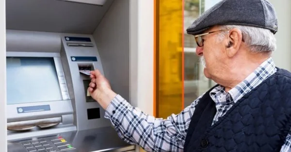 Orta pensiya məbləğinin artımı nəyi dəyişəcək? Ekspert açıqladı