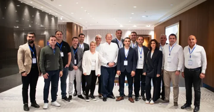 “Azərikard” banklararası əməkdaşlığı yeni səviyyəyə yüksəldir Bratislava və Vyanada beynəlxalq görüşlər