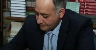 Azər Qismət: Milli təhlükəsizliyə təhdid yaradan istənilən nəsnə ləğv edilməlidir