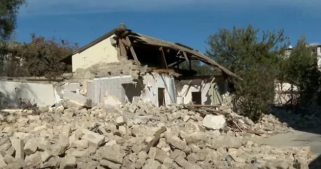 Скандальный снос в бакинском поселке: жители против бульдозеров