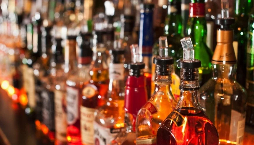 Alkoqollu içkiləri aşağı qiymətə satanlar CƏRİMƏLƏNƏCƏKLƏR