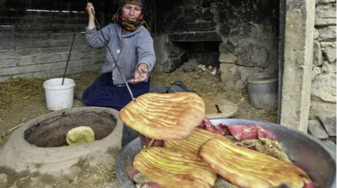 Azərbaycanın təndir çörəyi UNESCOya daxil edildi