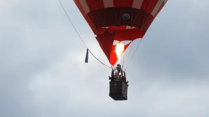 Pilot hava şarında diridiri yanıb ÖLDÜ