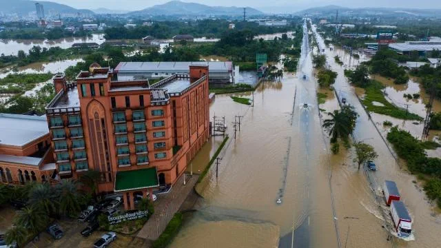 525ci qəzet Malayziyada daşqınlar 150 mindən çox insan təxliyə edilib