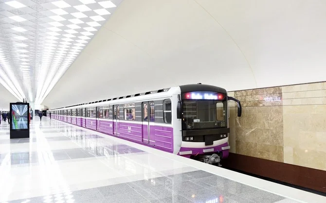 Bakı metrosunda pik vaxtda böyük İNTERVAL Xəbər saytı Son xəbərlər və Hadisələr