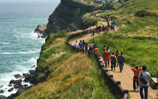 40a yaxın turist məşhur adada itkin düşdü