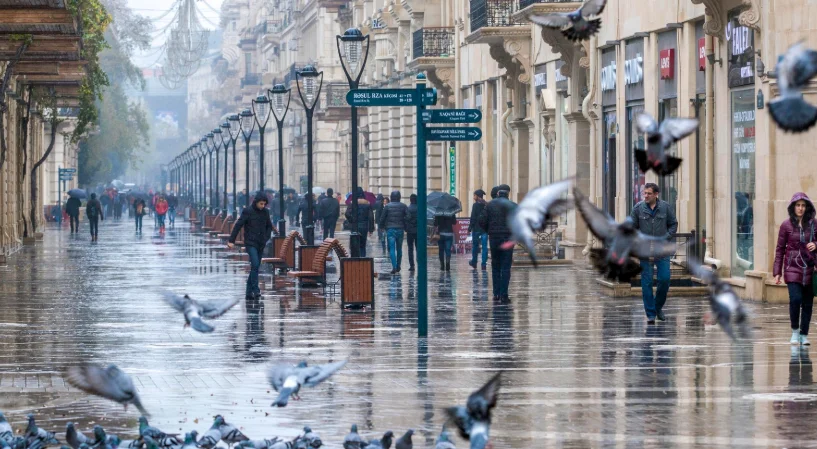 Конец недели в Баку будет дождливым