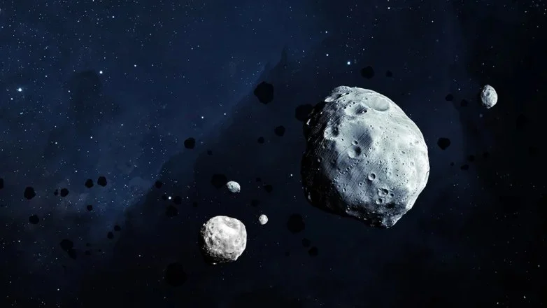 Yerə doğru iki təhlükəli asteroid UÇUR