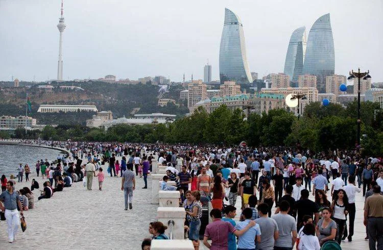 Bakıda nə qədər əhali yaşayır? RƏSMİ