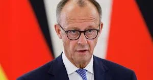 Канцлер Германии Мерц призвал ЕС поровну разделить риски при использовании российских активов