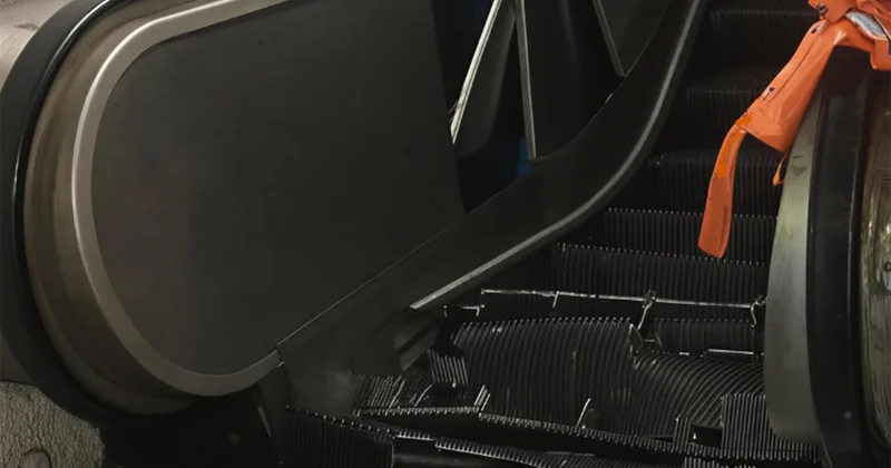 В Баку сломался эскалатор в подземном переходе есть пострадавшие ВИДЕО