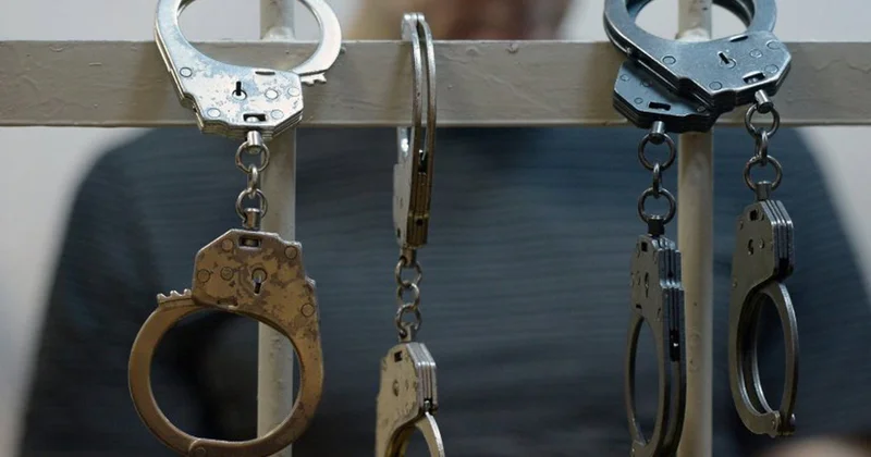 Oğlunun atasını öldürdüyünü gizlədən ana: “Tüfəngi yandırdım, meyiti kanala atdıq“