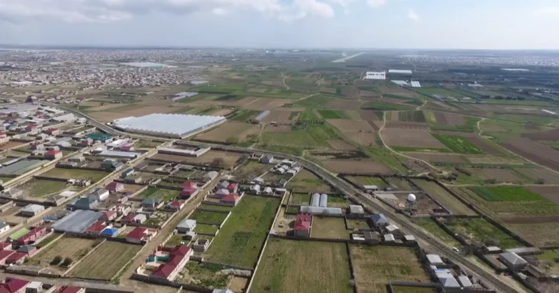 “Qanunsuz tikili“ dilemması: Aqrar təyinatlı torpaqlarda evlərin sənədləşməsi nə zaman həllini tapacaq?